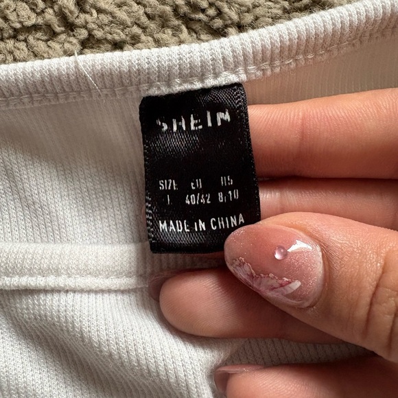 SHEIN White Spaghetti strap  Tie-Side summer Cropped Top - Picture 2 of 4